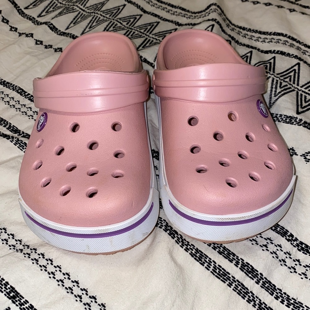 Pink crocs